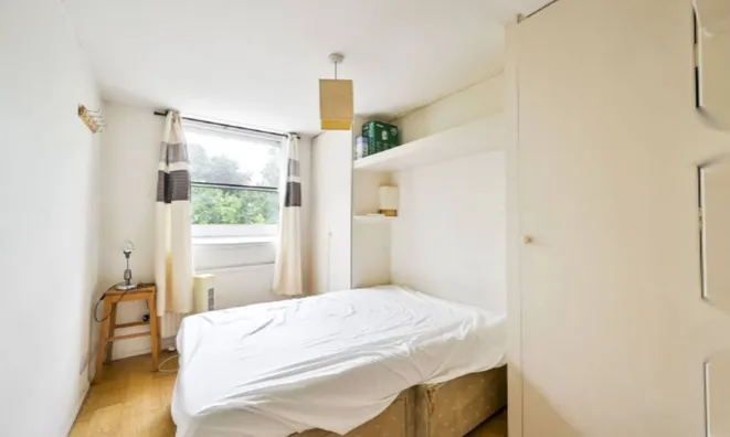 Недвижимость West Cromwell Road, Earls Court: 1