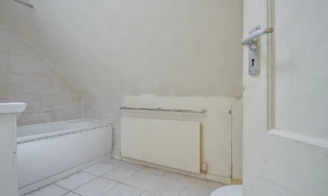 Недвижимость 66 Oxgate Gardens: 3