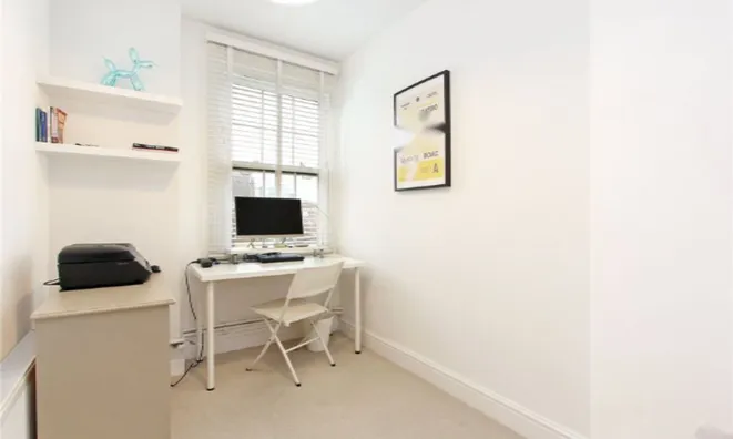 Недвижимость Coburg Dwellings, Hardinge Street: 8