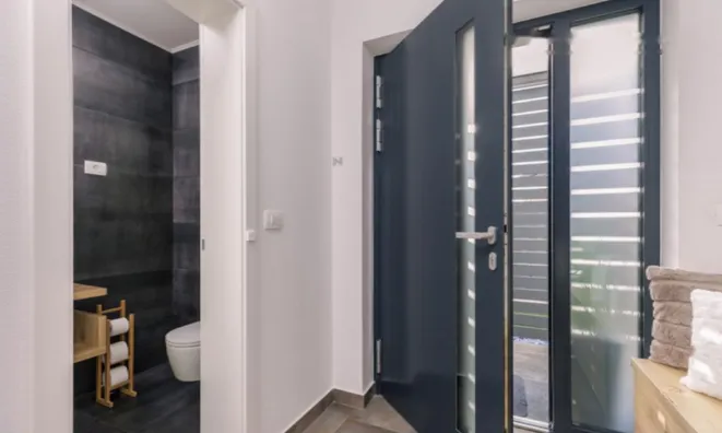 Недвижимость Дом, Прадэ, У Школы: 9