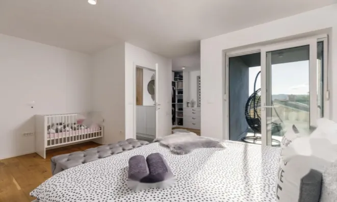 Недвижимость Дом, Прадэ, У Школы: 17