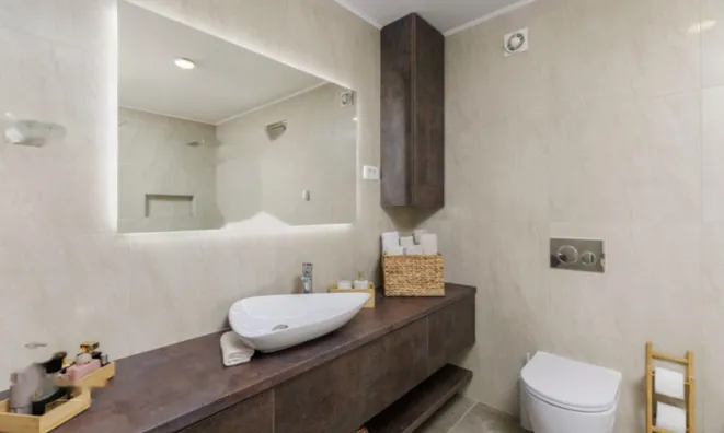 Недвижимость Дом, Прадэ, У Школы: 18