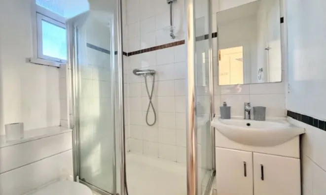 Недвижимость Walburgh Street: 5