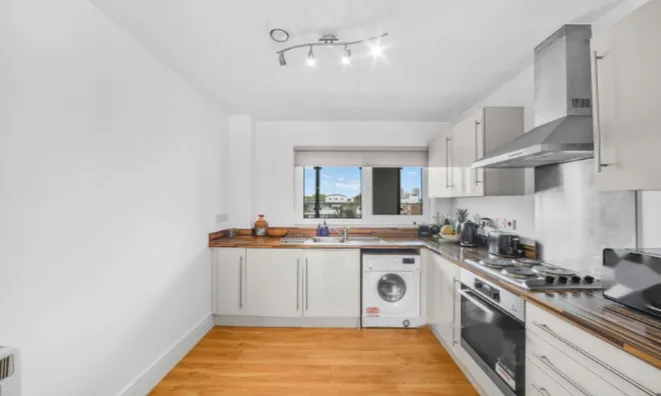 Недвижимость Cornell Square, Nine Elms: 3