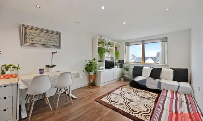 Недвижимость Church Road: 9