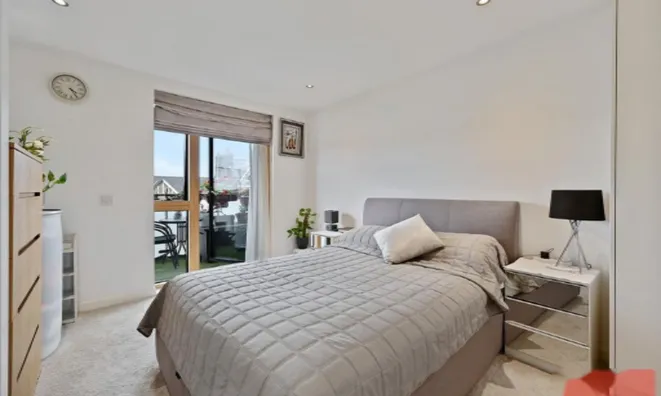 Недвижимость Church Road: 11