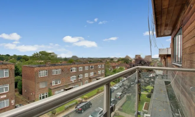 Недвижимость Leeland Way: 4