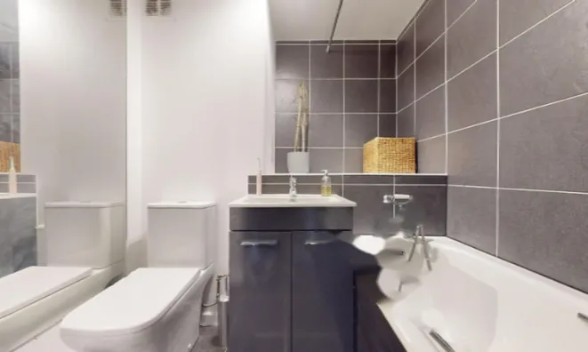 Недвижимость Woodhall House, Robert Street: 2