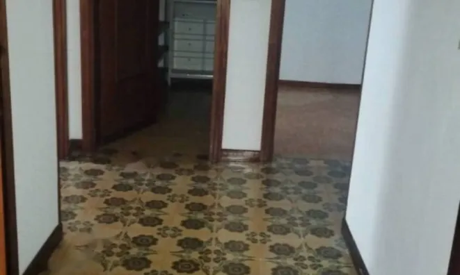 Недвижимость Четырехкомнатная квартира: 9