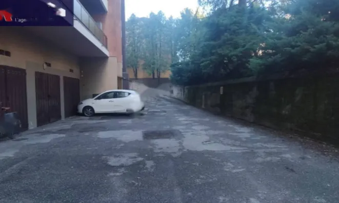 Недвижимость Четырехкомнатная квартира: 19