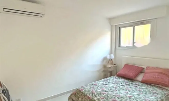 Недвижимость Apartment Carnot Cannes: 4