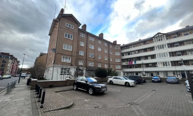 Недвижимость Globe Road: 4