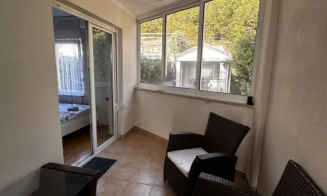 Недвижимость Двухкомнатная Квартира Центр: 9