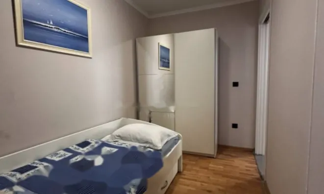 Недвижимость Двухкомнатная Квартира Центр: 10