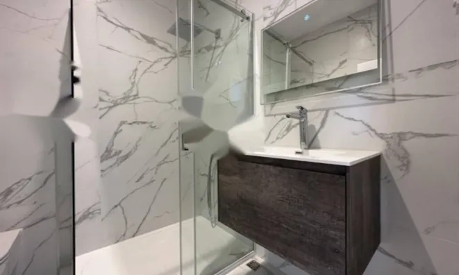 Недвижимость Трехкомнатная квартира в Центре: 4