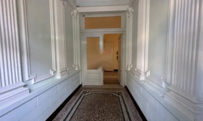 Недвижимость Трехкомнатная квартира в Центре: 9