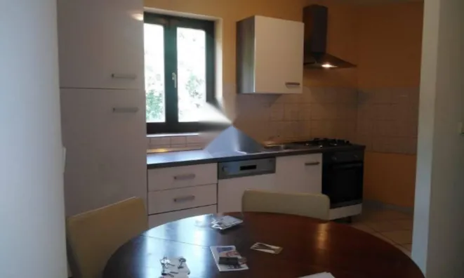 Недвижимость Трёхкомнатная квартира Побри: 1