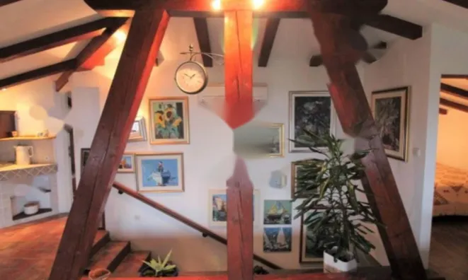 Недвижимость Трехкомнатная квартира Центр: 11