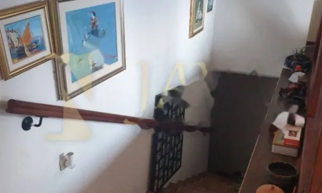 Недвижимость Трёхкомнатная квартира в центре: 5