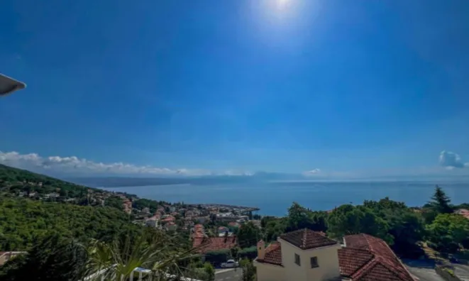 Недвижимость Четырехкомнатная квартира в Опатии: 2