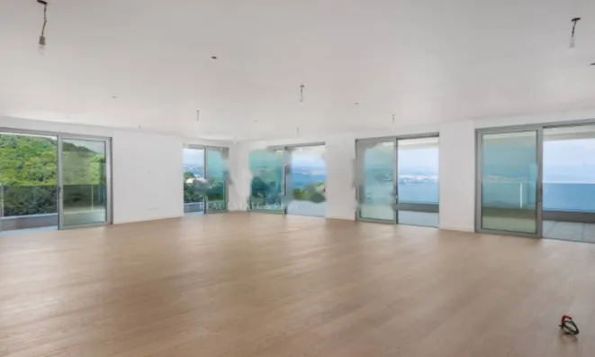 Недвижимость Четырехкомнатная квартира в центре Опатии: 13