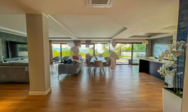 Недвижимость Семейный дом 400 м², Опатия: 5