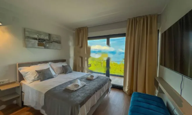 Недвижимость Семейный дом 400 м², Опатия: 15