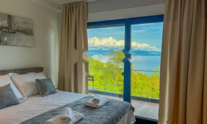 Недвижимость Семейный дом 400 м², Опатия: 16