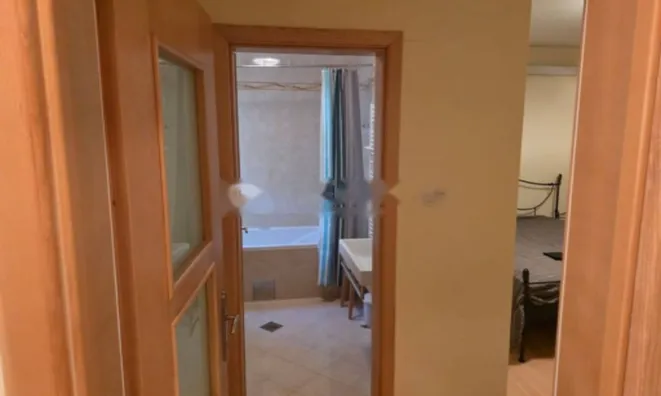 Недвижимость Четырехкомнатная квартира, Центр, Опатия: 17