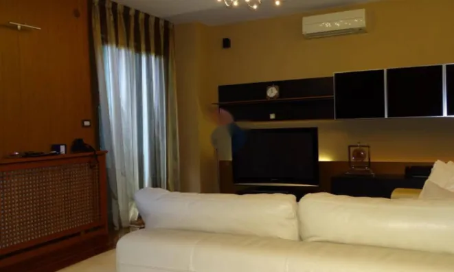 Недвижимость Четырехкомнатная квартира Ичичи: 2