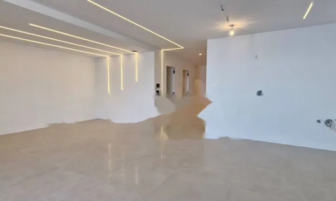 Недвижимость Четырёхкомнатная квартира в центре Опатии: 2