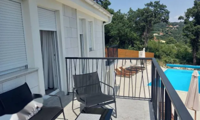 Недвижимость Семейный дом 200 м², Центр, Опатия: 2