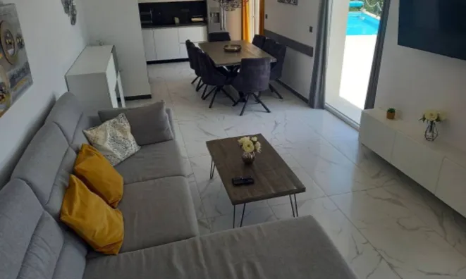 Недвижимость Семейный дом 200 м², Центр, Опатия: 9