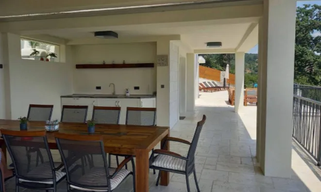 Недвижимость Семейный дом 200 м², Центр, Опатия: 18