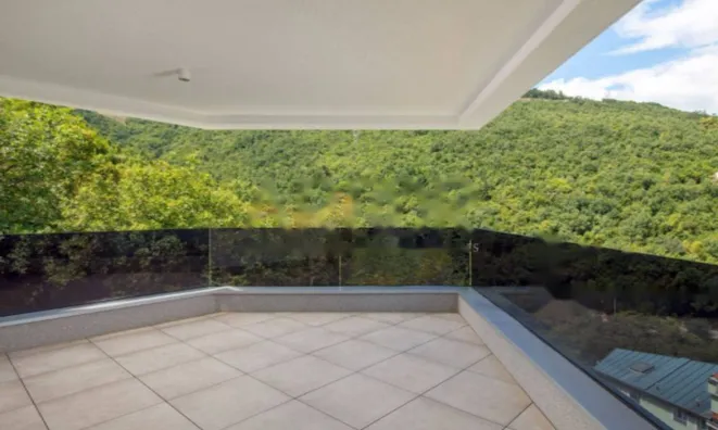 Недвижимость Четырехкомнатная квартира Опатия: 4