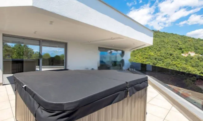 Недвижимость Четырехкомнатная квартира Опатия: 6