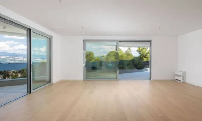 Недвижимость Четырехкомнатная квартира Опатия: 27