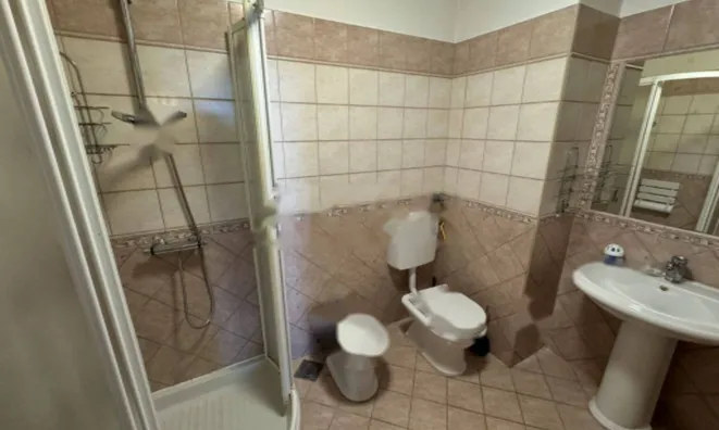 Недвижимость Трёхкомнатная квартира в центре: 9