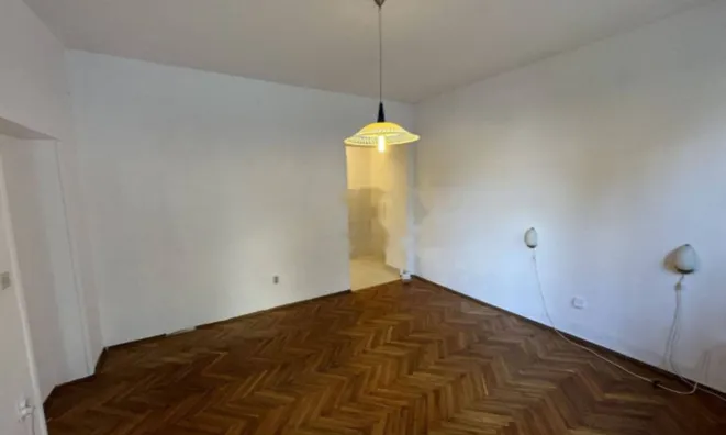 Недвижимость Трёхкомнатная квартира в центре: 13