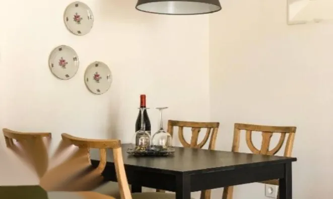 Недвижимость Четырехкомнатная квартира, Центр: 15