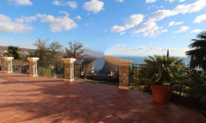 Недвижимость Семейный дом Опатия Центр: 1