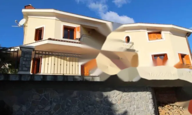 Недвижимость Семейный дом Опатия Центр: 3