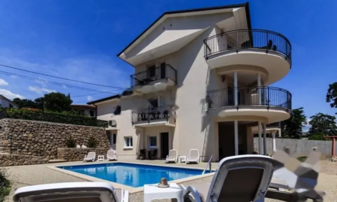 Недвижимость Семейный дом Ика, Опатия: 2