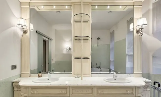 Недвижимость Трёхкомнатная квартира Центр: 21