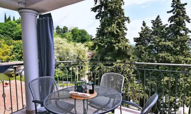 Недвижимость Двухкомнатная квартира в центре Опатии: 6