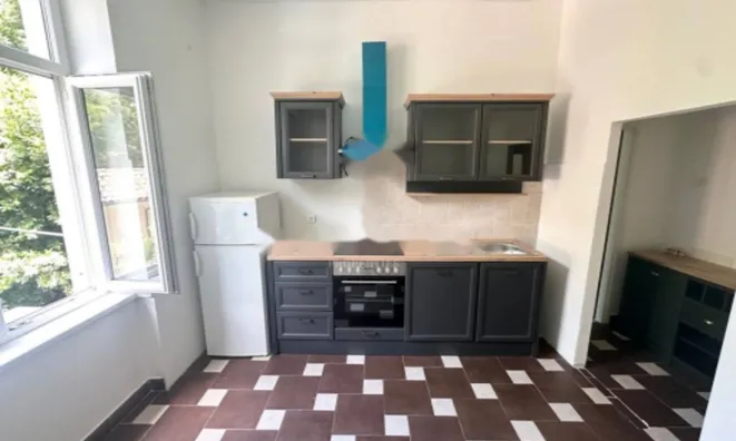 Недвижимость Двухкомнатная квартира, центр: 1