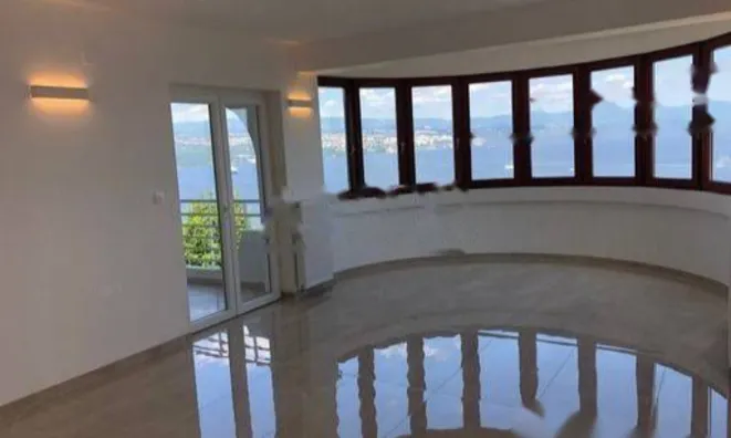 Недвижимость Четырехкомнатная квартира в центре Опатии: 6