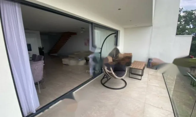 Недвижимость Семейный дом 250 м² в Побри: 7