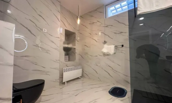 Недвижимость Четырехкомнатная квартира Центр: 15