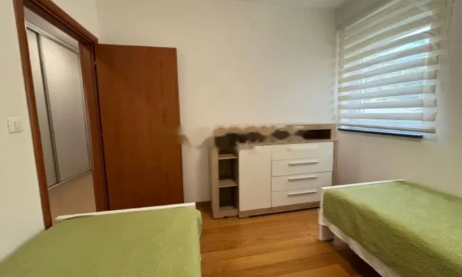 Недвижимость Трехкомнатная квартира, Опатия: 7